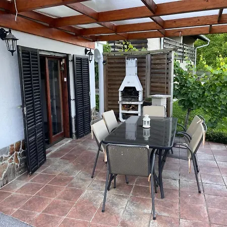 Haus Cerina Catez Brezice Casa vacanze